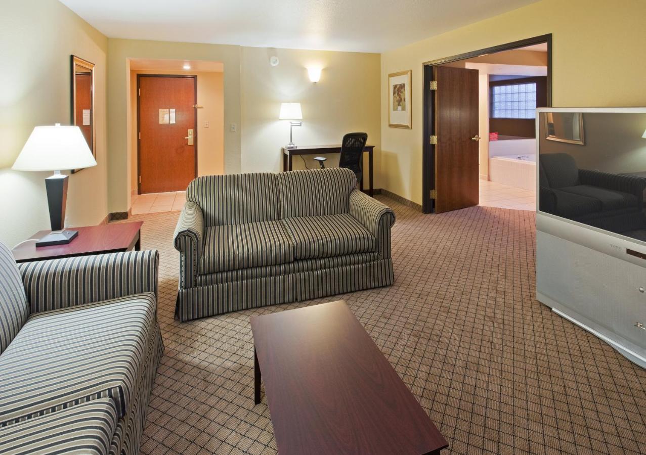 Holiday Inn Express Fallon By Ihg Exterior foto