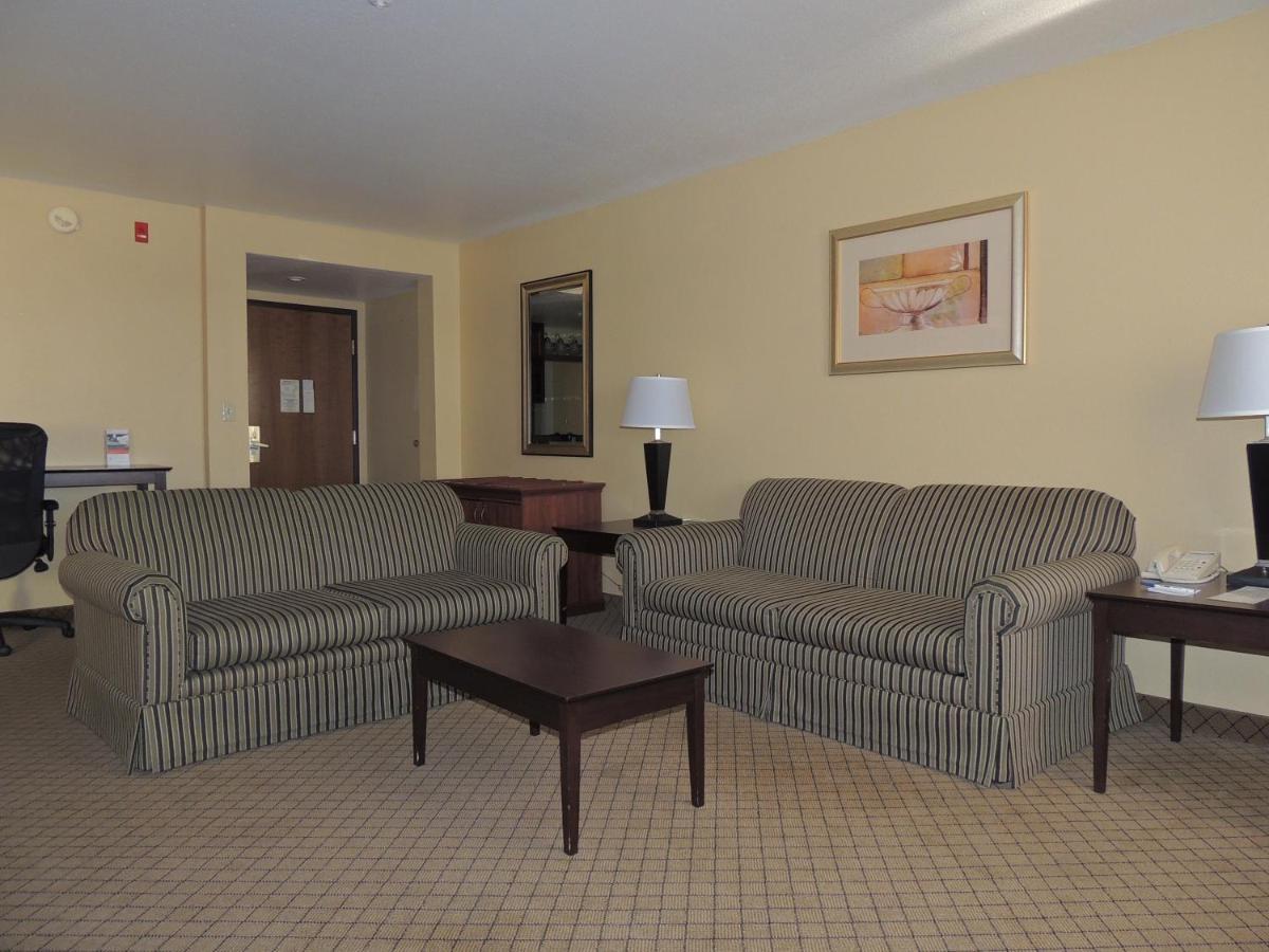 Holiday Inn Express Fallon By Ihg Exterior foto
