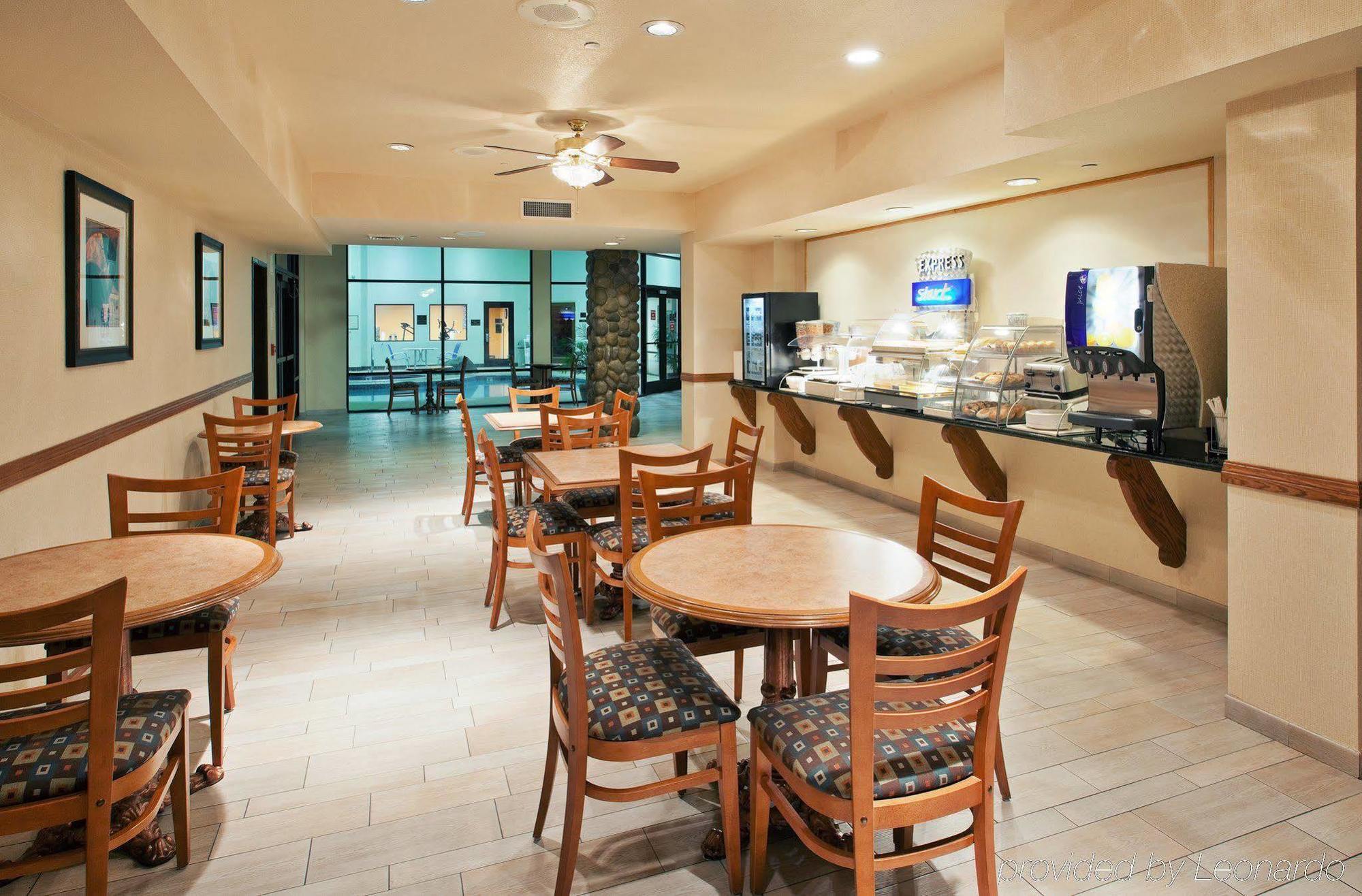Holiday Inn Express Fallon By Ihg Restaurant foto